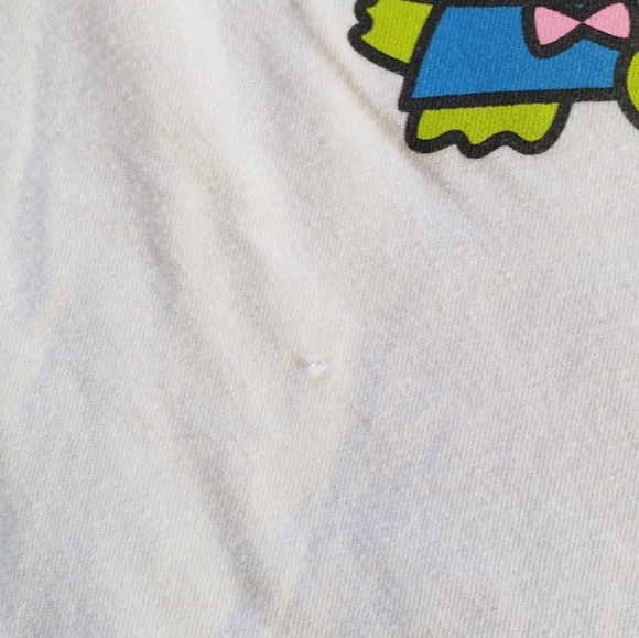 Hello Kitty | Old Navy Graphic Short Sleeve Tee - Picture 2 of 6
